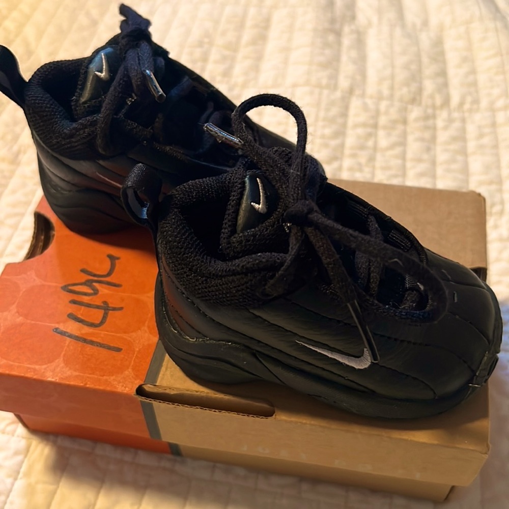Size 2c Little Premier Nike Baby shoes